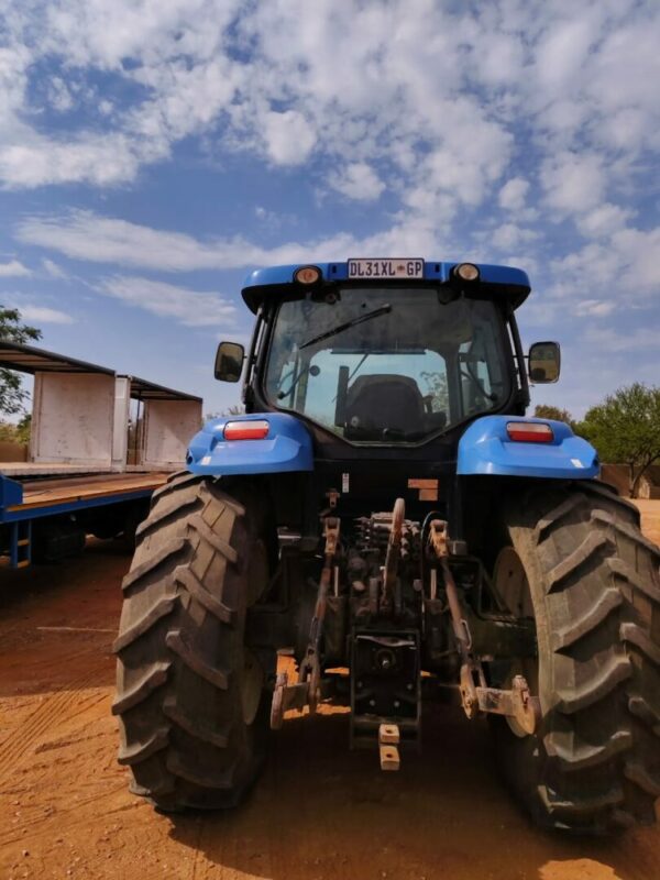 NEW HOLLAND T6090 - Image 3