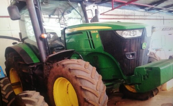 JOHN DEERE 7230