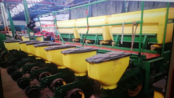 JOHN DEERE 1111