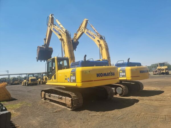 KOMATSU PC350-8MO