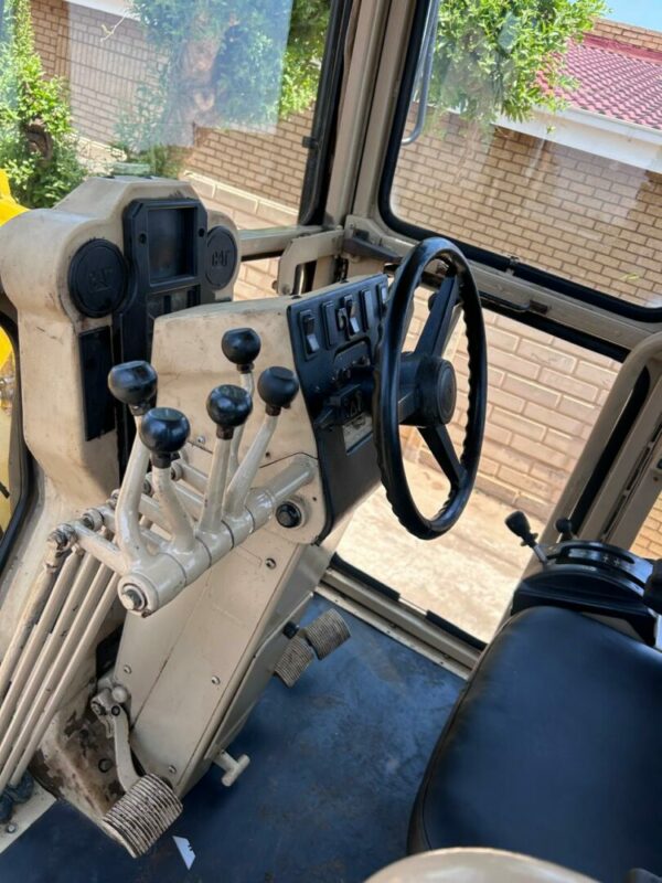 CAT 120H GRADER - Image 4