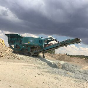 TERRREX PEGSON XA400 CRUSHER PLANTER
