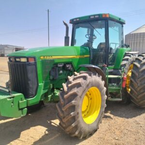 JOHN DEERE 8400