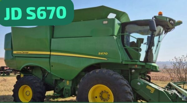 JOHN DEERE S670