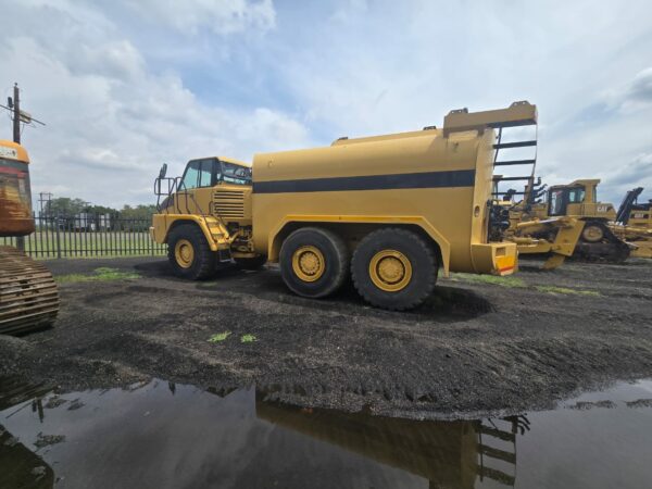 Cat Water truck