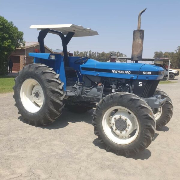 NEW HOLLAND 5610