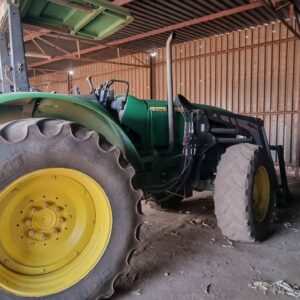 John Deere 6630