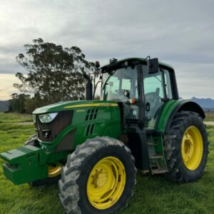 2018 JD 6110M Cab