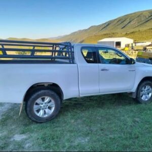 Toyota Hilux 4x4 Super Cab