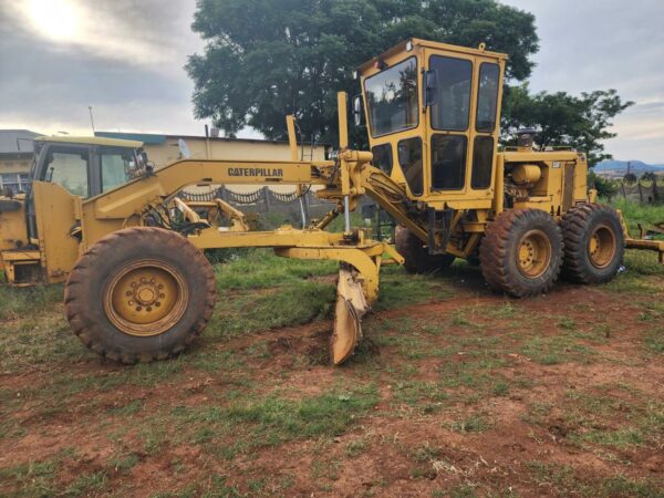 CAT 140G - Image 4